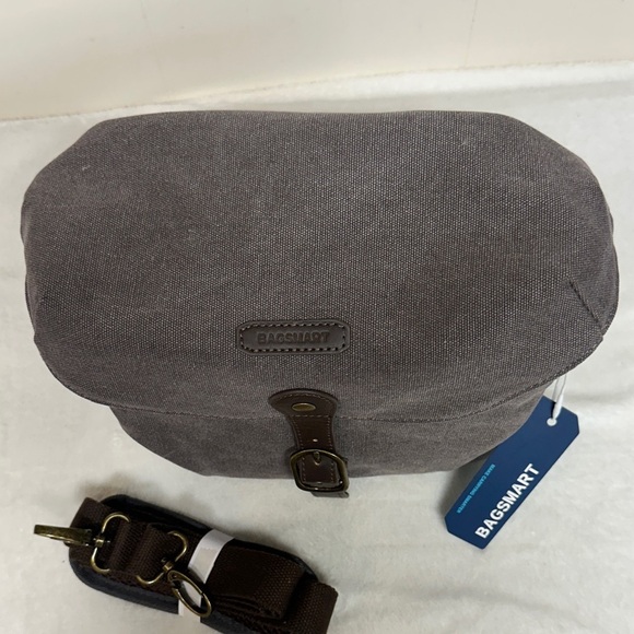 Bassmart Gray Messenger or accessories Bag - Picture 3 of 14